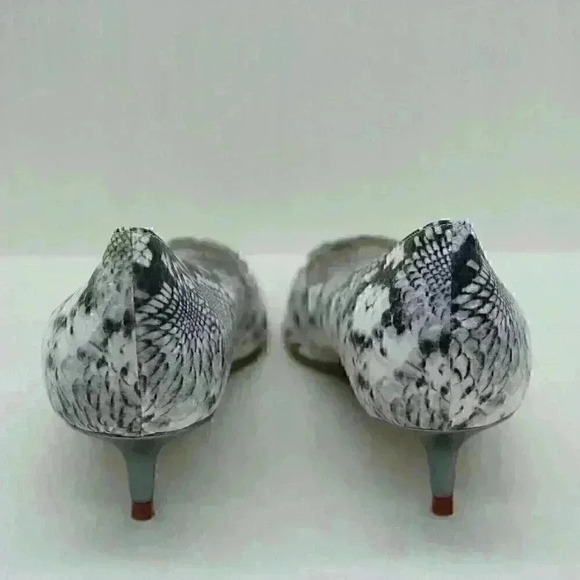 Butter Women Black & White Pearl Snake Stamp Pointed Toe Kitten Heel Shoes Sz 10 - Picture 6 of 10